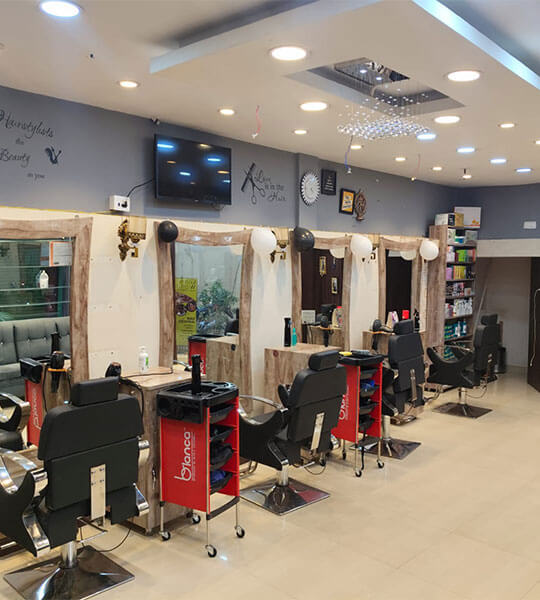 7 Beauty Trends for 2025: What Salon-Goers in Kolkata Should Know